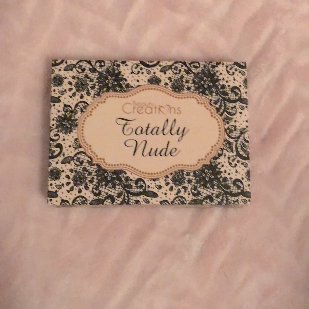 Totally Nude Beauty Creation